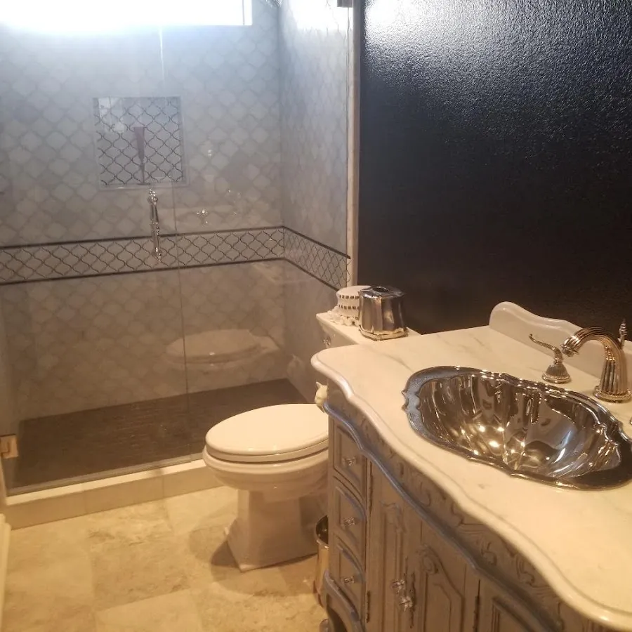 Professional plumbing work and bathroom remodeling in Oakwood